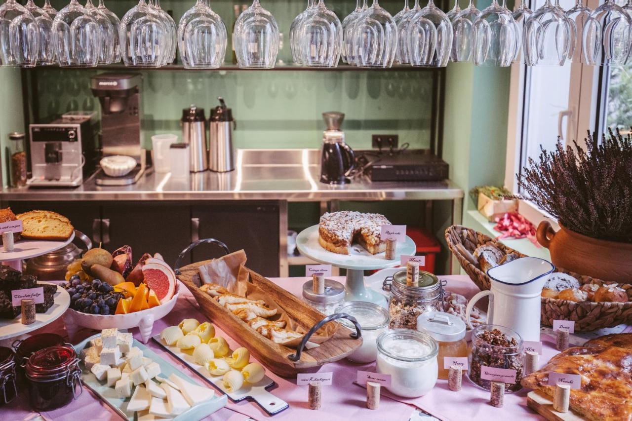 G.Vino Boutique Hotel Tbilisi Bagian luar foto